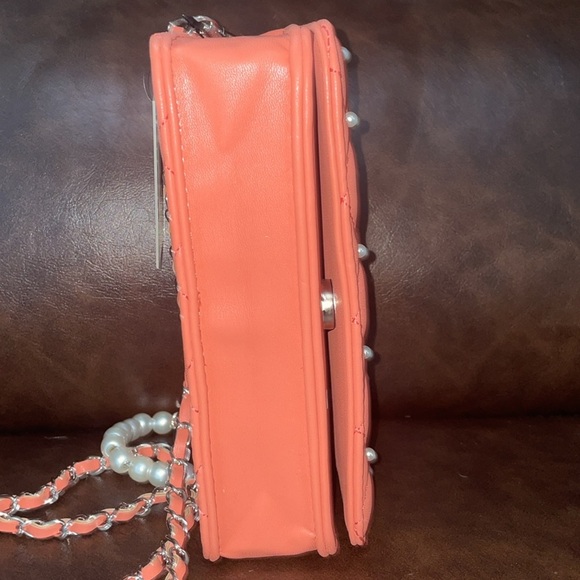Badgley Mischka Coral - Picture 8 of 10